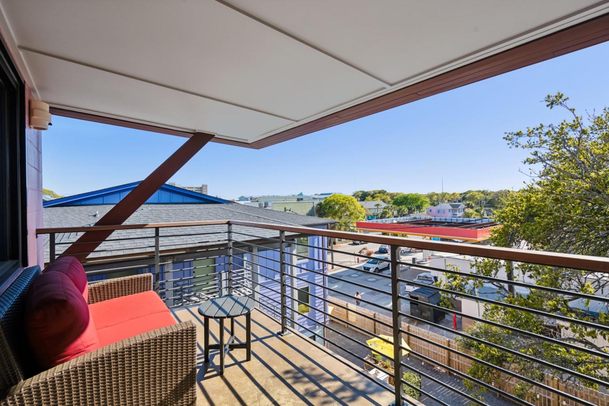 Boutique Vera Hotel In The Heart Of Folly Beach Bagian luar foto