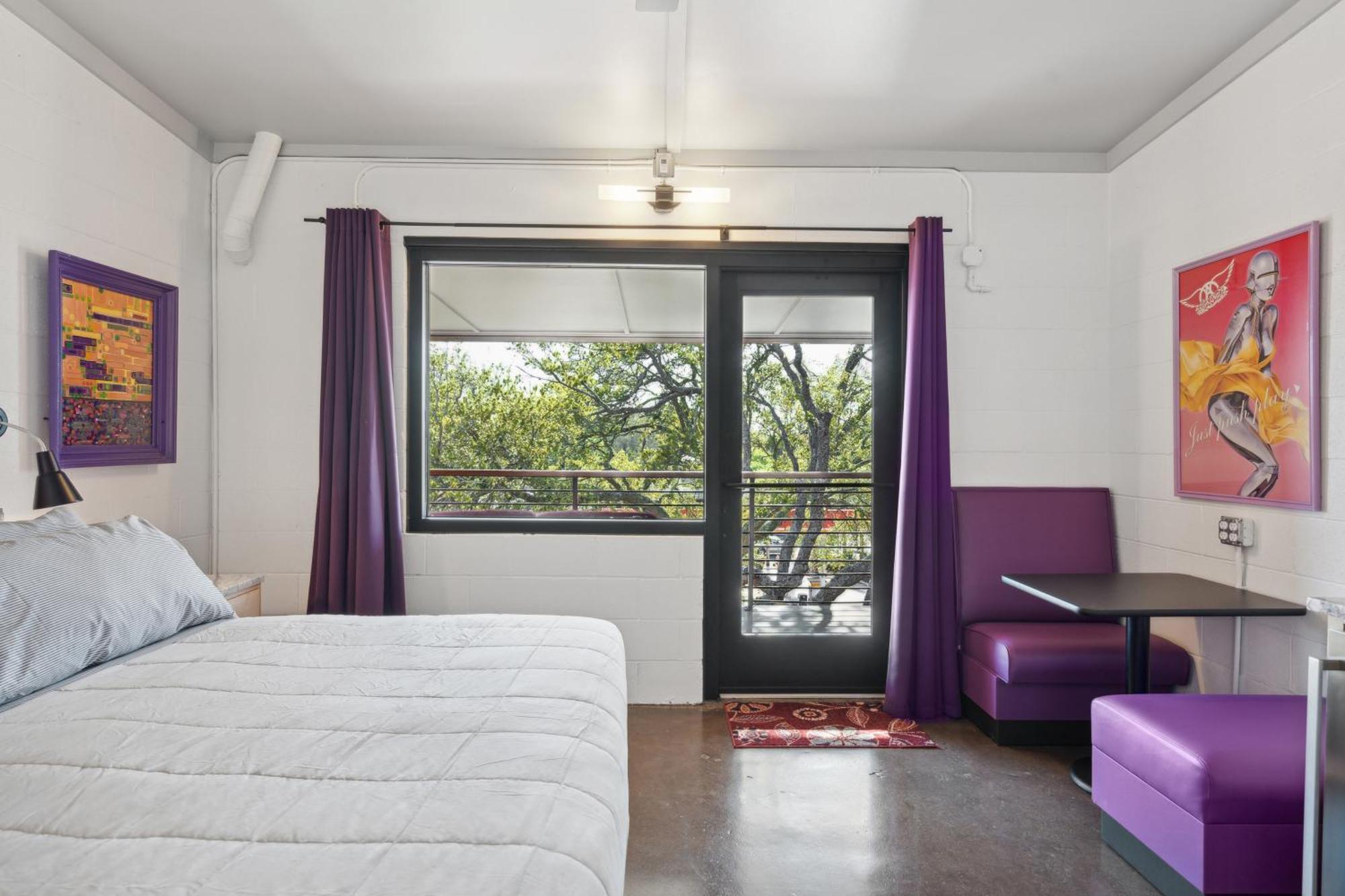 Boutique Vera Hotel In The Heart Of Folly Beach Bagian luar foto