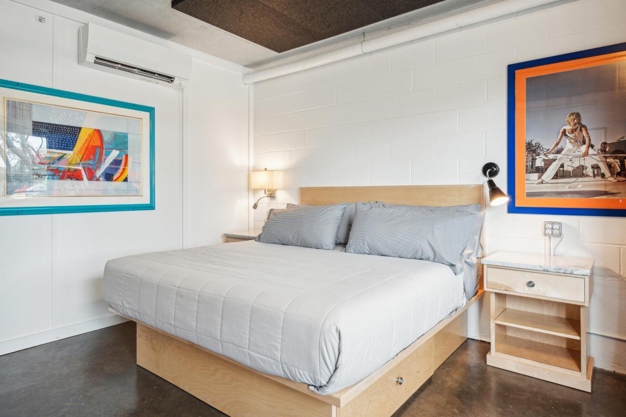Boutique Vera Hotel In The Heart Of Folly Beach Bagian luar foto