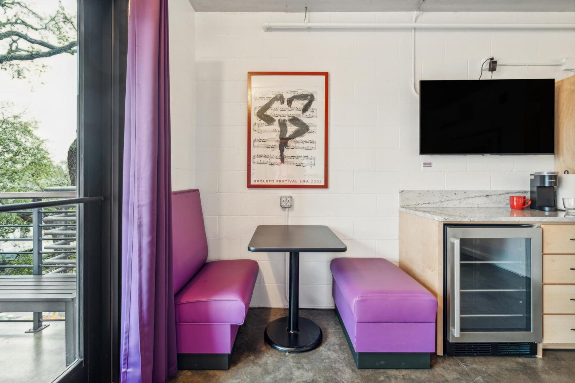 Boutique Vera Hotel In The Heart Of Folly Beach Bagian luar foto